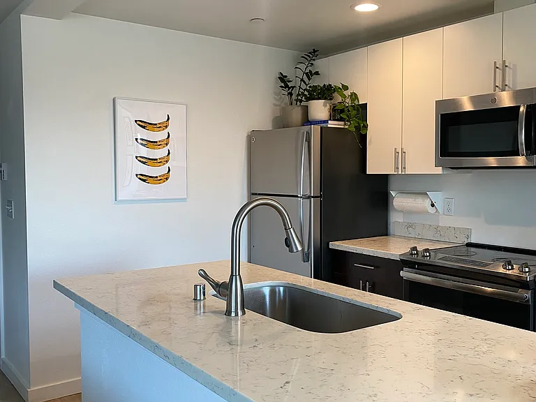 316 13th Ave E #404 — Photo 4
