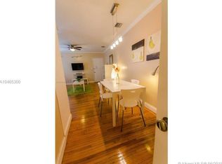 2955 SW 1st Ave #2955, Miami, FL 33129