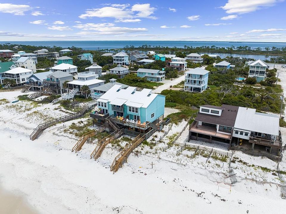 1st image of 224 Seahorse Ln