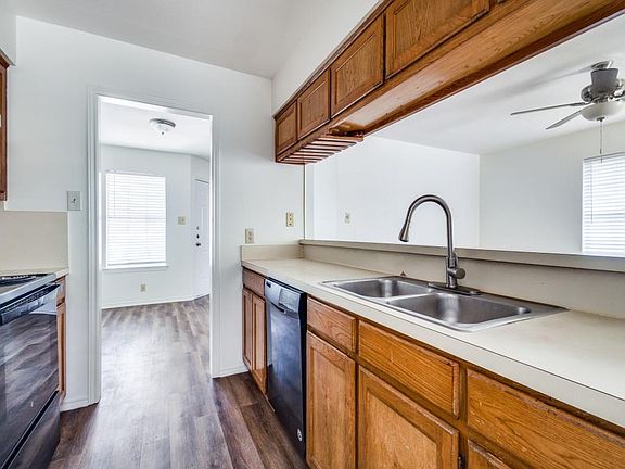 2nd image of 510 Strata Dr #510