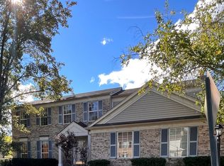 38381 Overbrook Ln, Westland, MI 48185