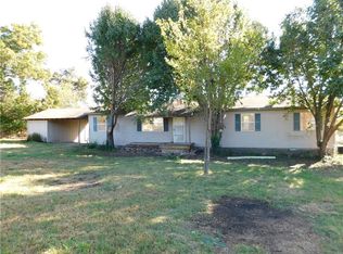 3074 N Hughmount Rd #706, Fayetteville, AR 72704