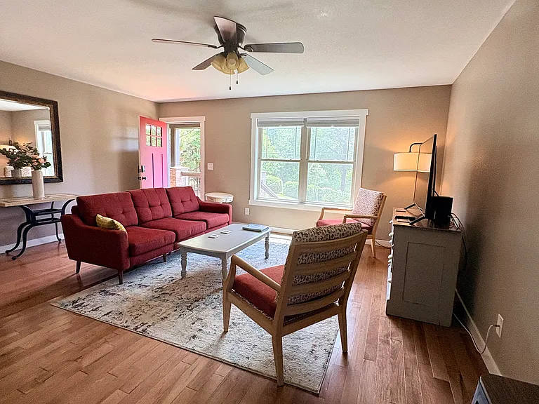 5 City View Dr — Photo 3