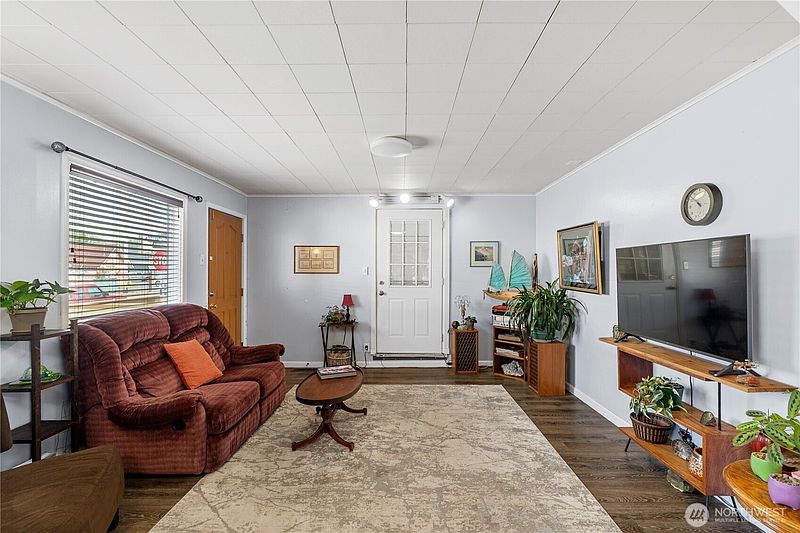 5th image of 2523 Simpson Avenue
