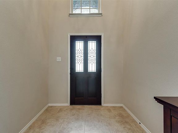 4th image of 11728 Kurth Dr