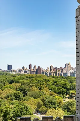 Rented by Douglas Elliman | media 7