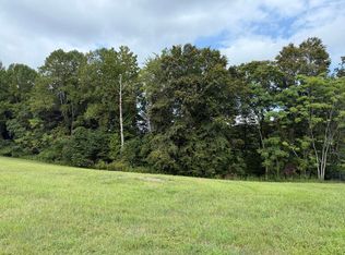 92 Stillwater Blvd, Russell Springs, KY 42642