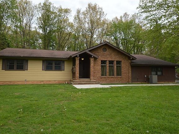 3rd image of 1341 Romane Dr