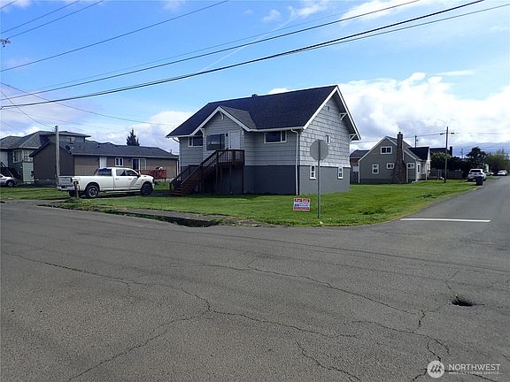 4th image of 1519 Pacific Avenue