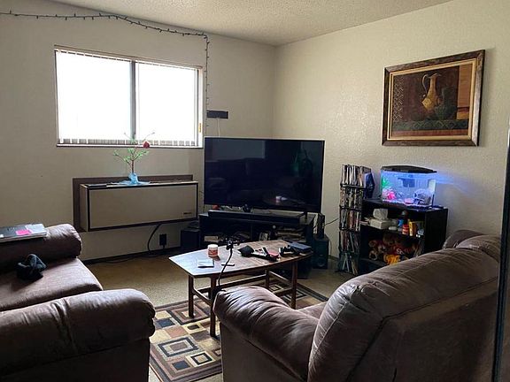 4th image of 1831 N 73rd Ter