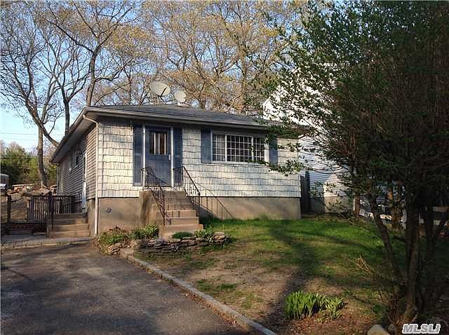1st image of 57 Hewlett Dr