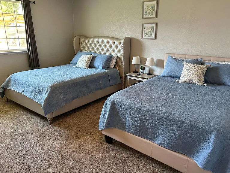 2893 Helm Ave — Photo 4