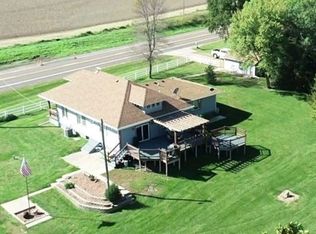 1610 32nd Rd, David City, NE 68632