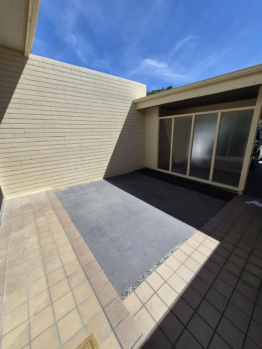 Building Photo - 4125 Del Mar Ave