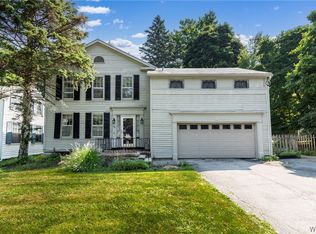 170 S Cayuga Rd, Williamsville, NY 14221