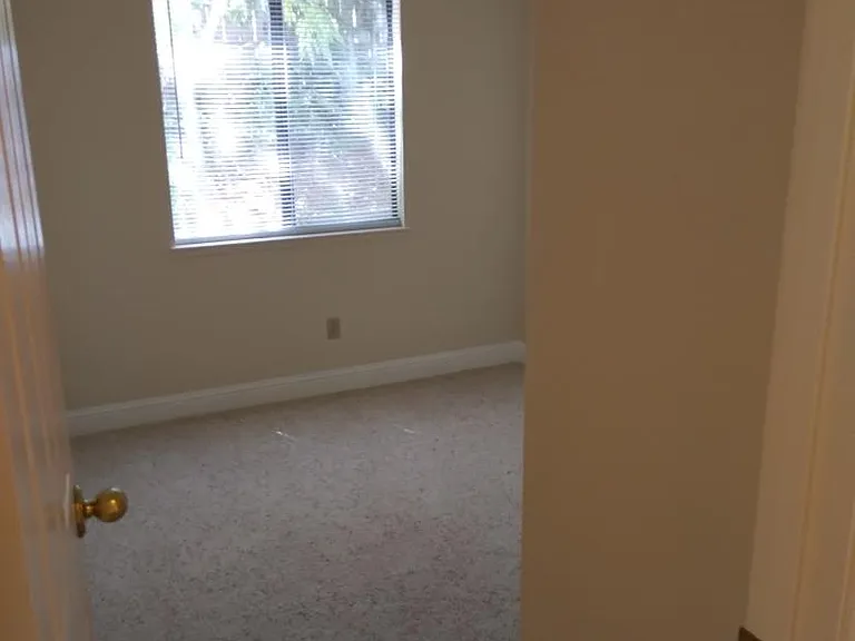 364 Springer Dr — Photo 15