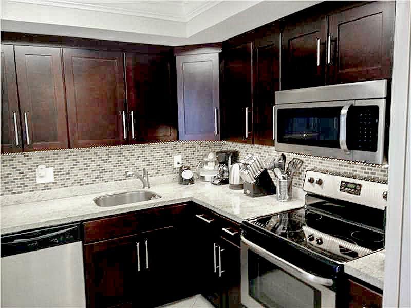 1st image of 4021 W Palm Aire Dr