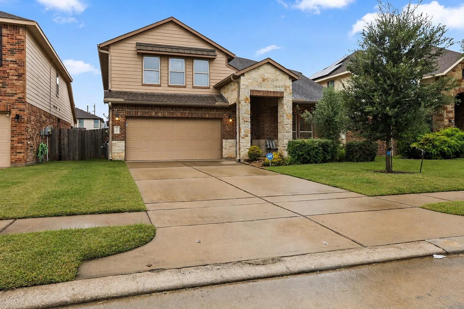 4 bed, 3.5 bath, 3359 sqft, $3,250 — Photo 2