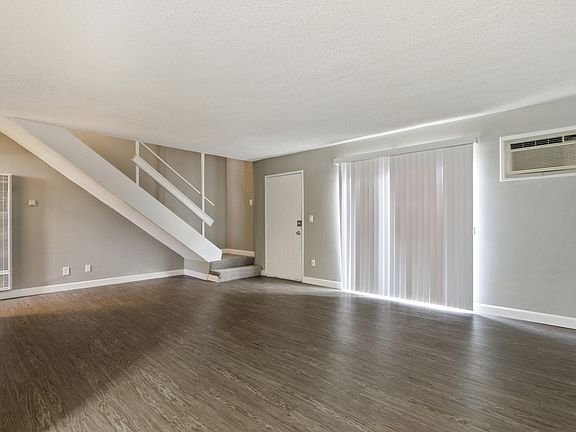2nd image of 620 Lemar Park Dr APT K