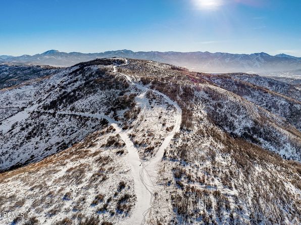 18 Skyview Dr, Coalville, UT 84017