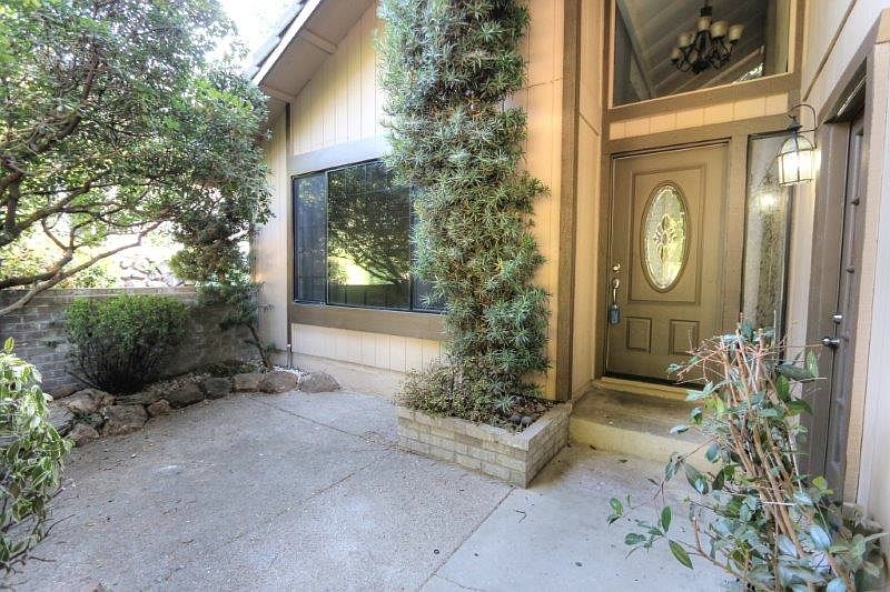 1st image of 5333 Nelle Pl