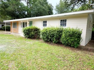 800 W Griffith Ave, Crestview, FL 32536