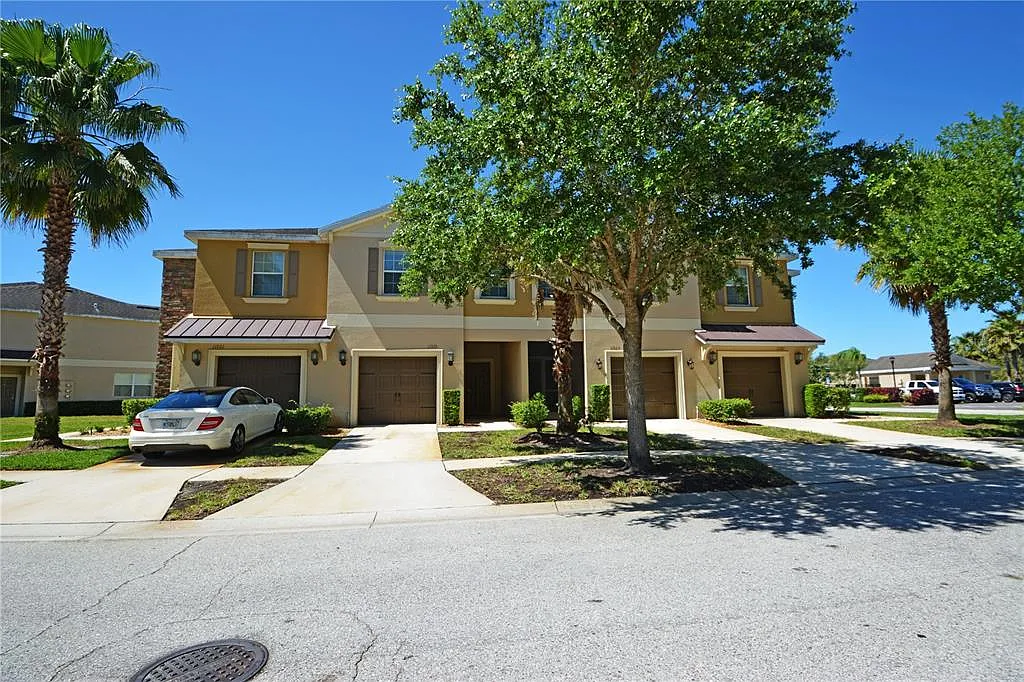 3 bed, 2.5 bath, 1666 sqft, $2,150 — Photo 1