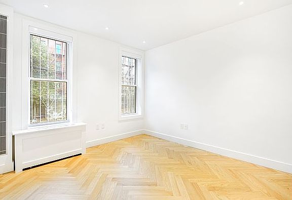 5th image of 413 14th St #4131R