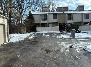 9012 N 70th St #7, Milwaukee, WI 53223