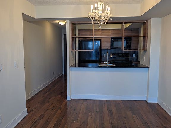 2nd image of 135 Village Green Sq #1622