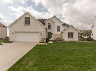 8117 Silverstone Dr, Waterville, OH 43566