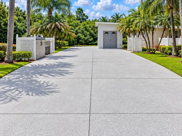 152 Greenwing Trl, Titusville, FL 32780