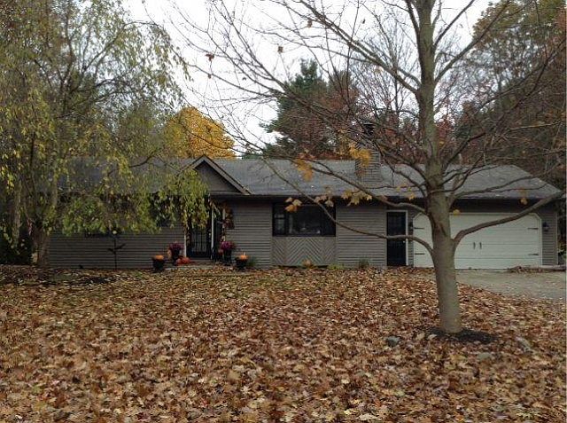1st image of 3419 Hollywood Dr