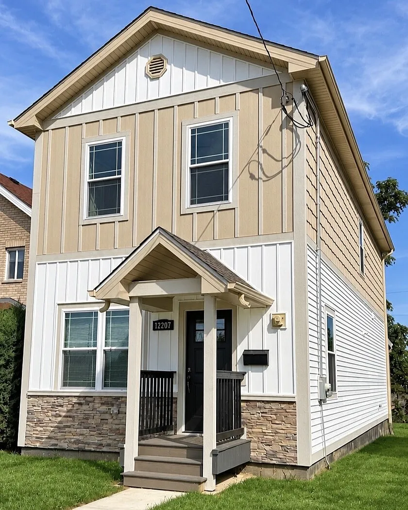 3 bed, 2.5 bath, 1700 sqft, $3,000 — Photo 1