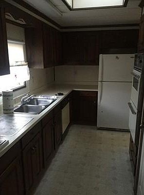 2nd image of 97 Pinehurst Drive #00
