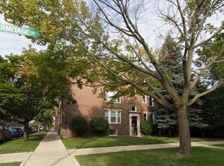 1746-56 W Belle Plaine Ave #4104, Chicago, IL 60613