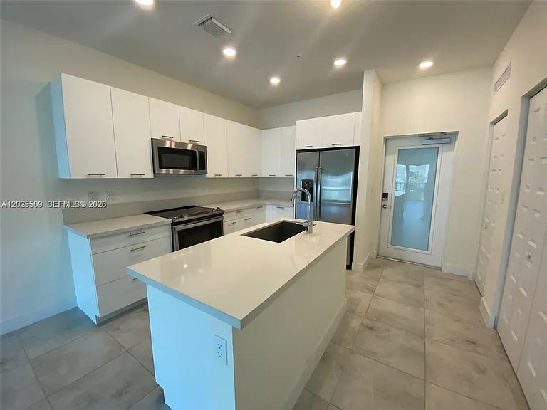 4636 NW 84th Ave #25 — Photo 9