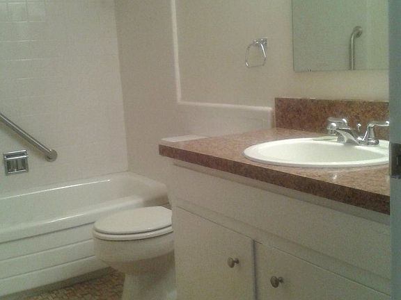 2nd image of 4905 Briarwood Ave #4905