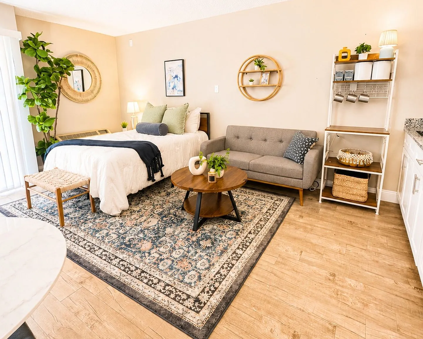 Alta Apartments — Photo 2