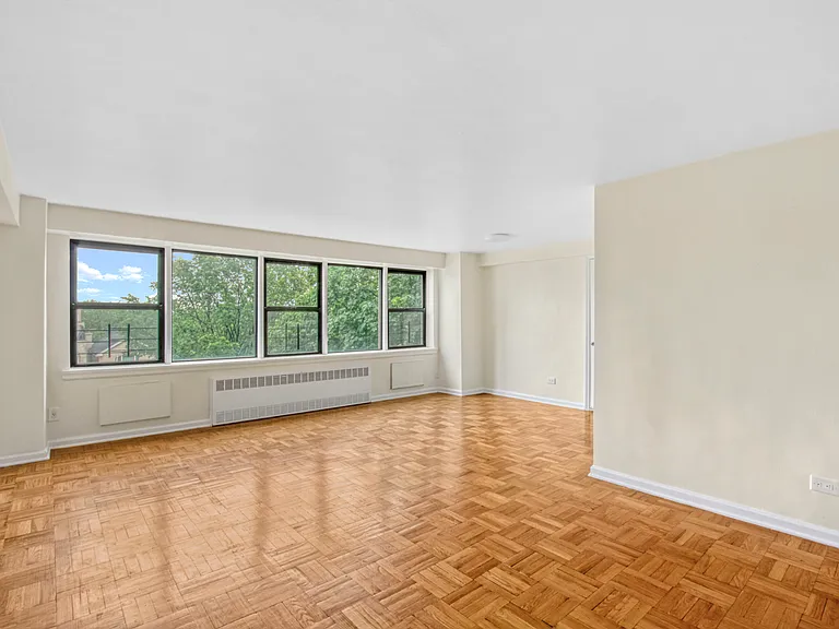 1740 Ocean Ave #6A — Photo 3
