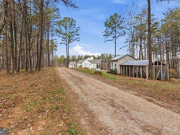 3rd image of 744 Moores Gin Rd