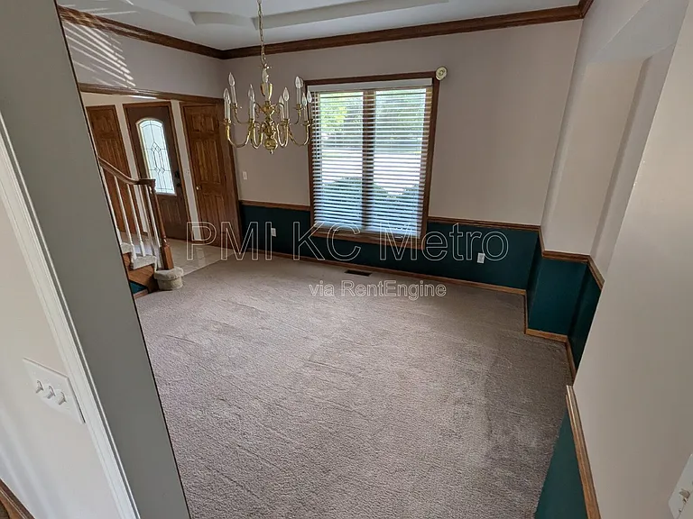 3905 SW 14th St — Photo 10