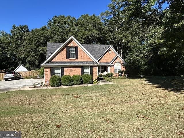 2nd image of 200 Glynnshire Ct