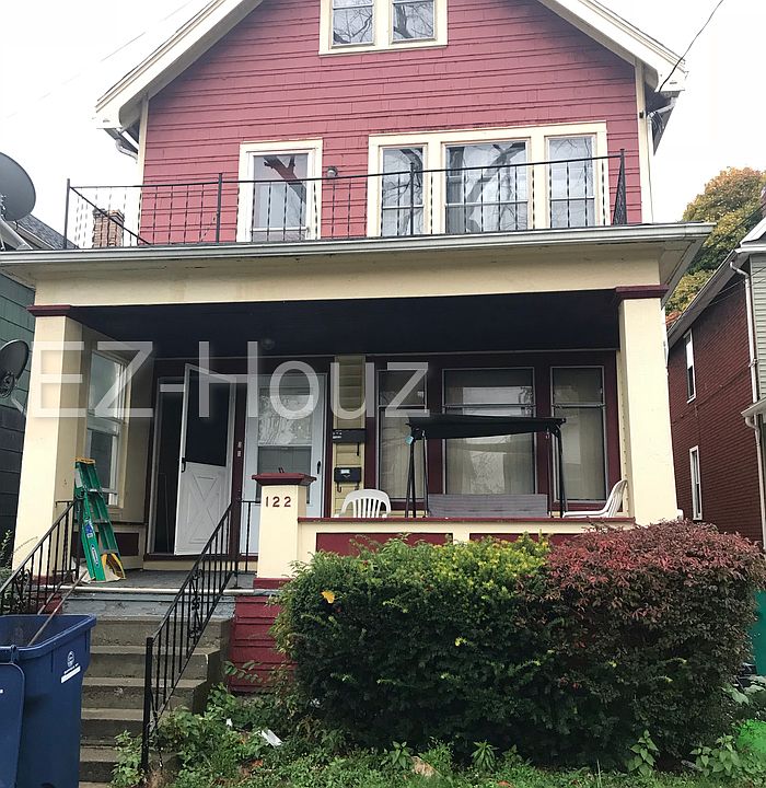 1st image of 122 Humber Ave