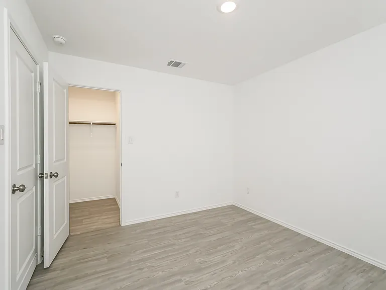 5790 Companion Loop — Photo 10