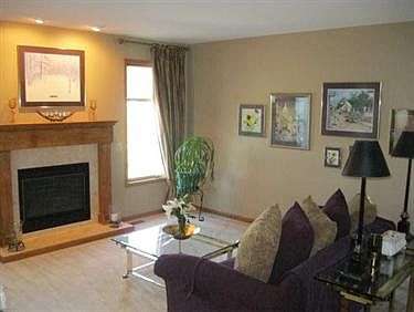 5th image of 752 Saint James Park Ave