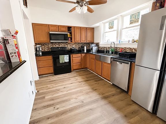 5th image of 1333 Camp Ave