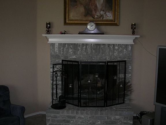 3rd image of 701 Hillburn Dr