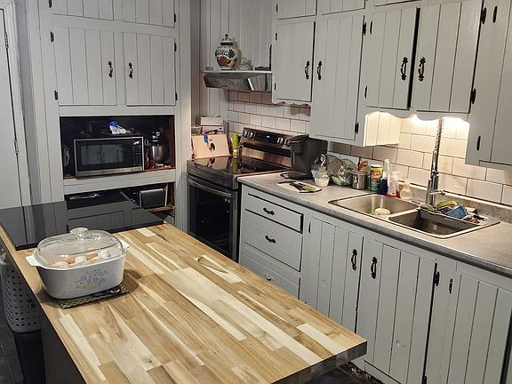 3rd image of 297 Power Rd