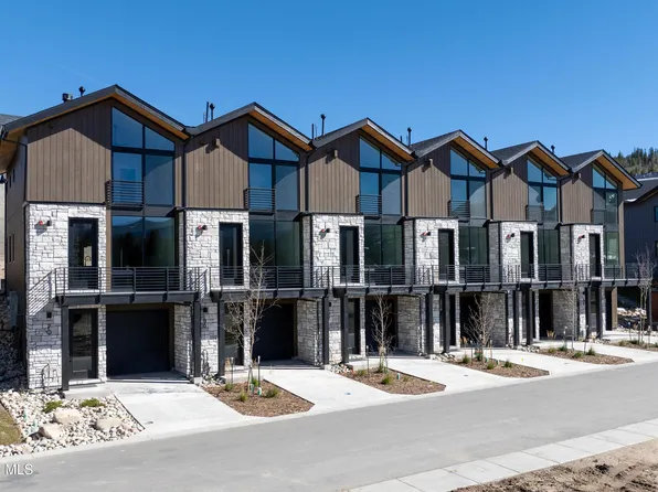 52 Wheeler Road, Winter Park, CO 80482